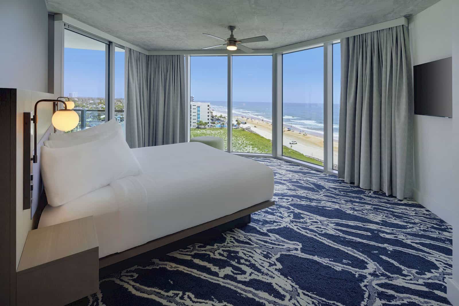 max-beach-resort-2-bedroom-ocean-city-view-2-bedroom-master-bedroom-2500px.2000×0